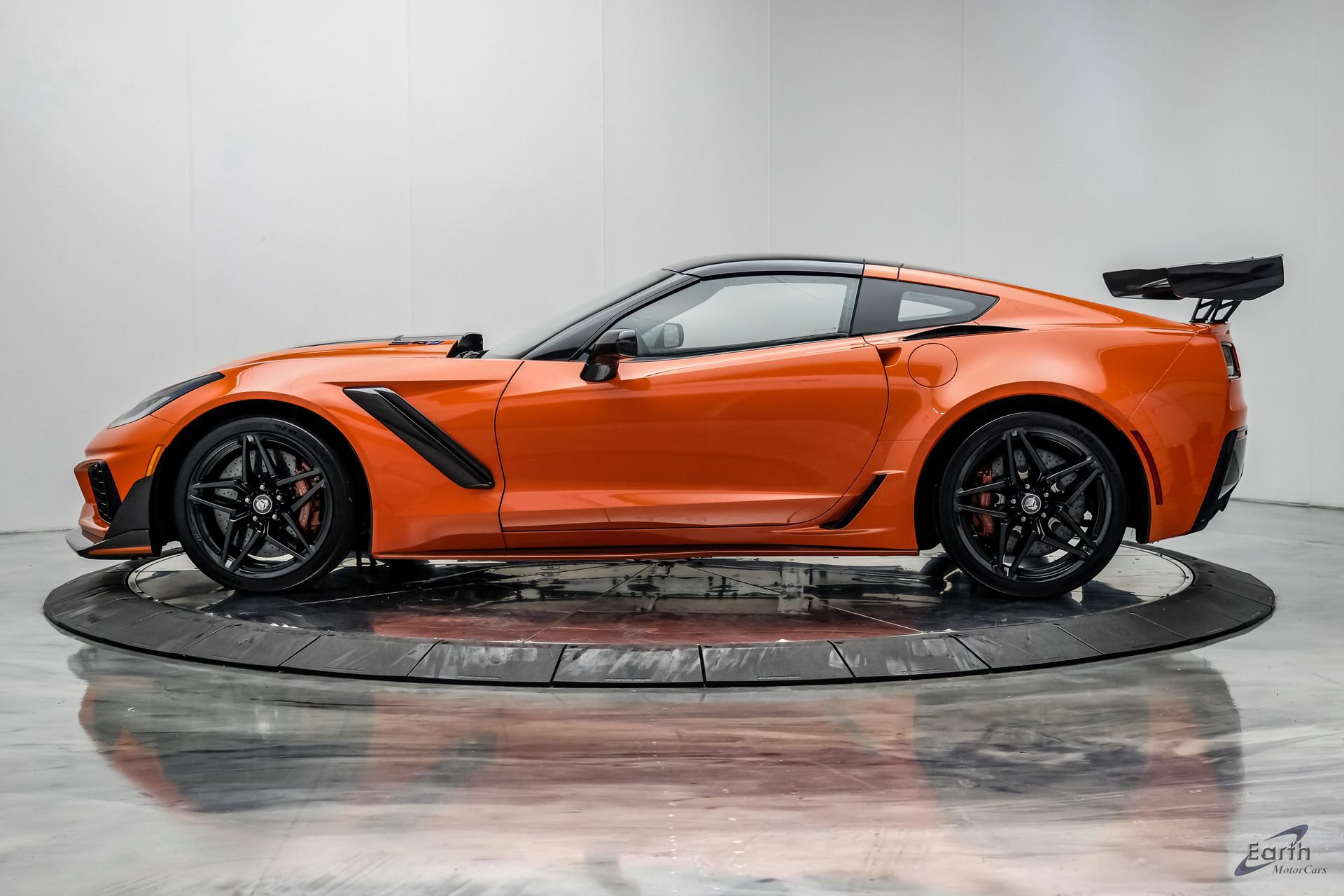 Used 2019 Chevrolet Corvette ZR1 RWD image 10