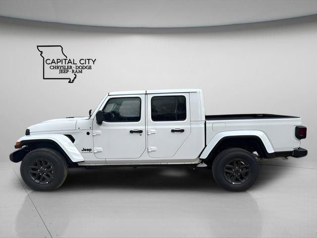 New 2026 Jeep Gladiator Sport image 7