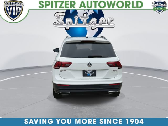 Used 2019 Volkswagen Tiguan SE w/ Panoramic Sunroof Package image 8