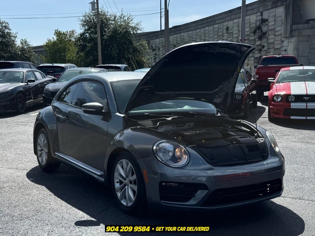 Used 2017 Volkswagen Beetle 1.8T Classic FWD image 30