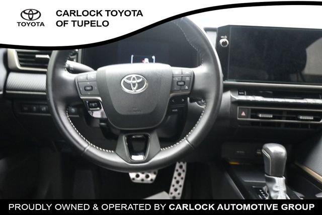 Used 2025 Toyota Camry SE w/ Multimedia Upgrade Package FWD image 31