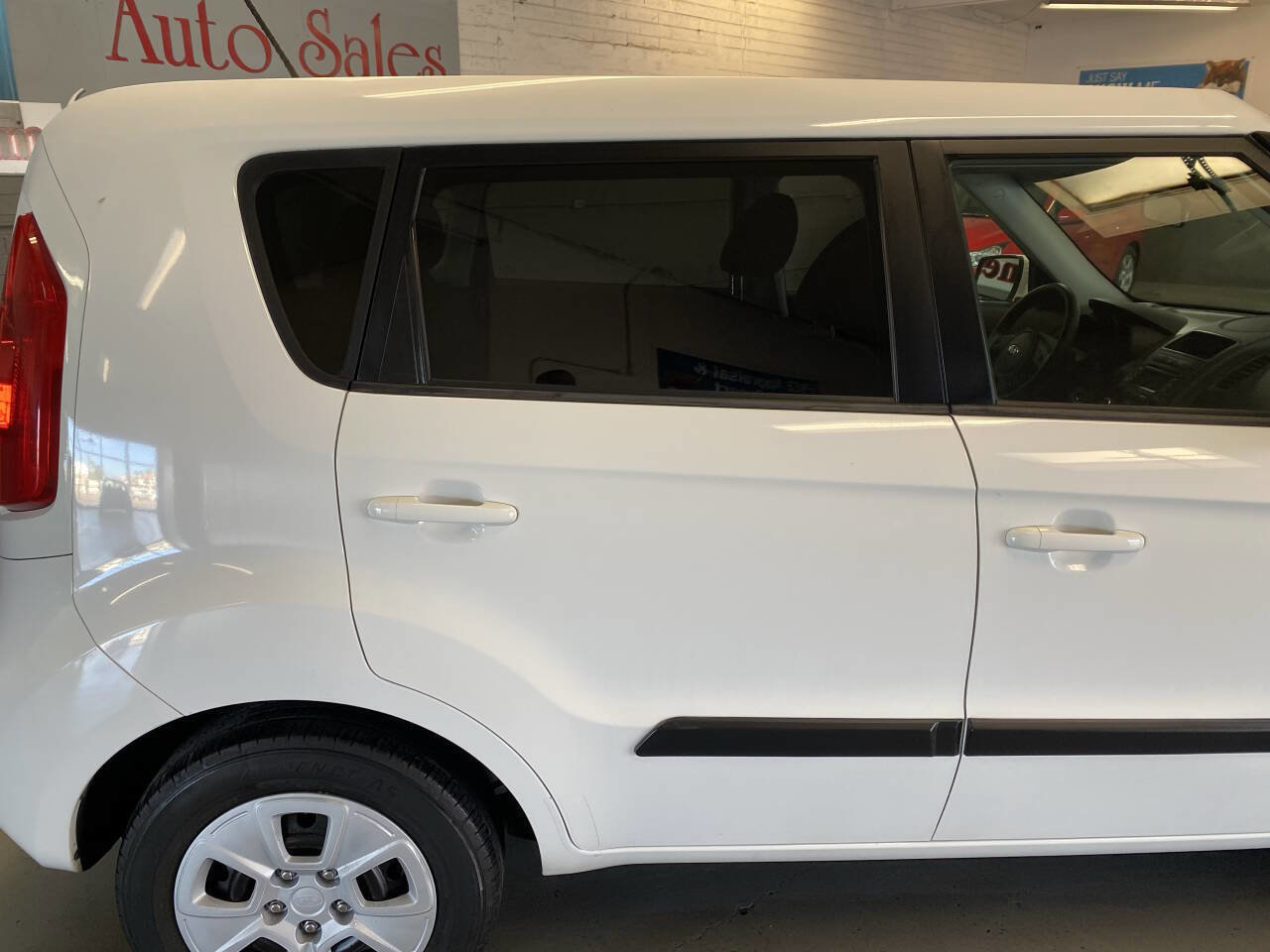 Used 2013 Kia Soul image 17
