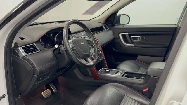 Used 2019 Land Rover Discovery Sport HSE Dynamic AWD/4WD image 29
