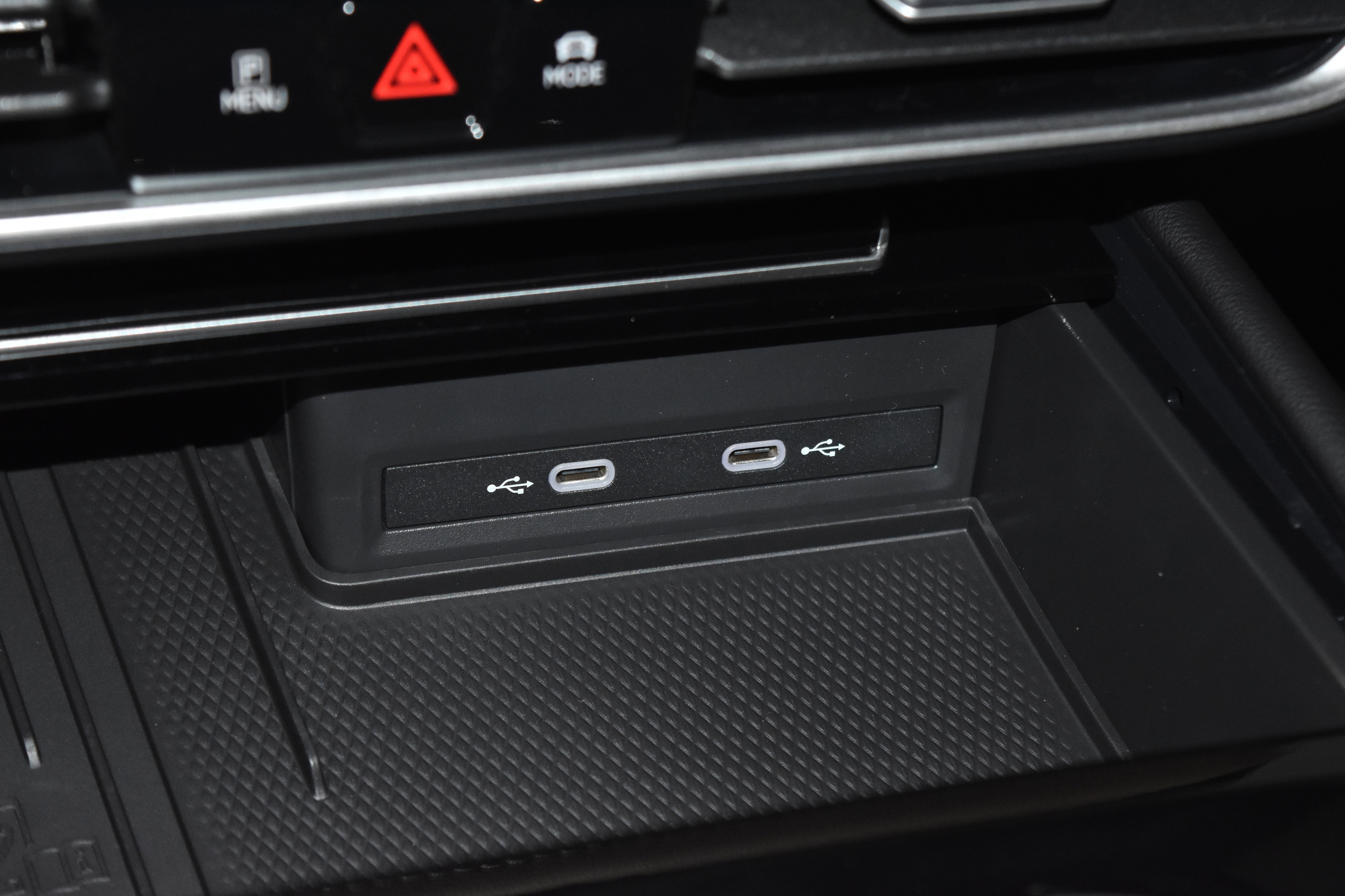 New 2025 Volkswagen Atlas Cross Sport SE image 11