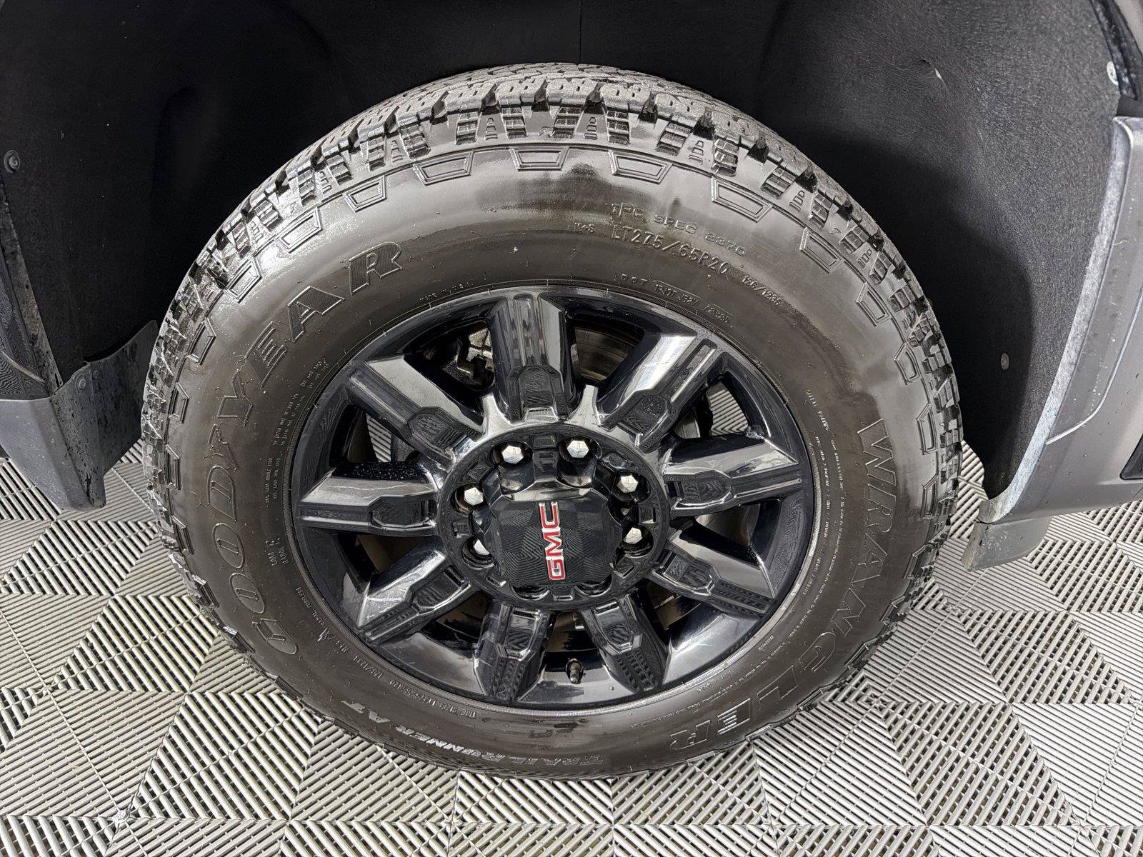 Used 2024 GMC Sierra 2500 AT4 w/ AT4 Premium Plus Package AWD/4WD image 11