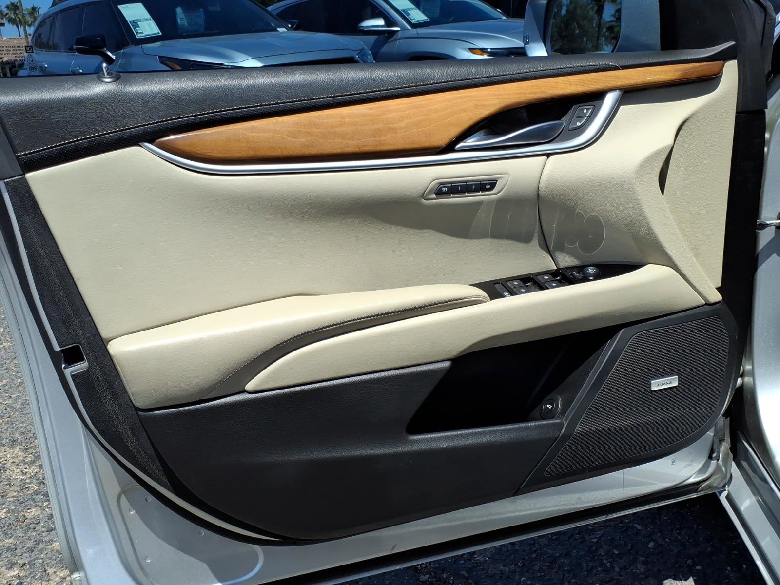 Used 2019 Cadillac XTS Luxury FWD image 16