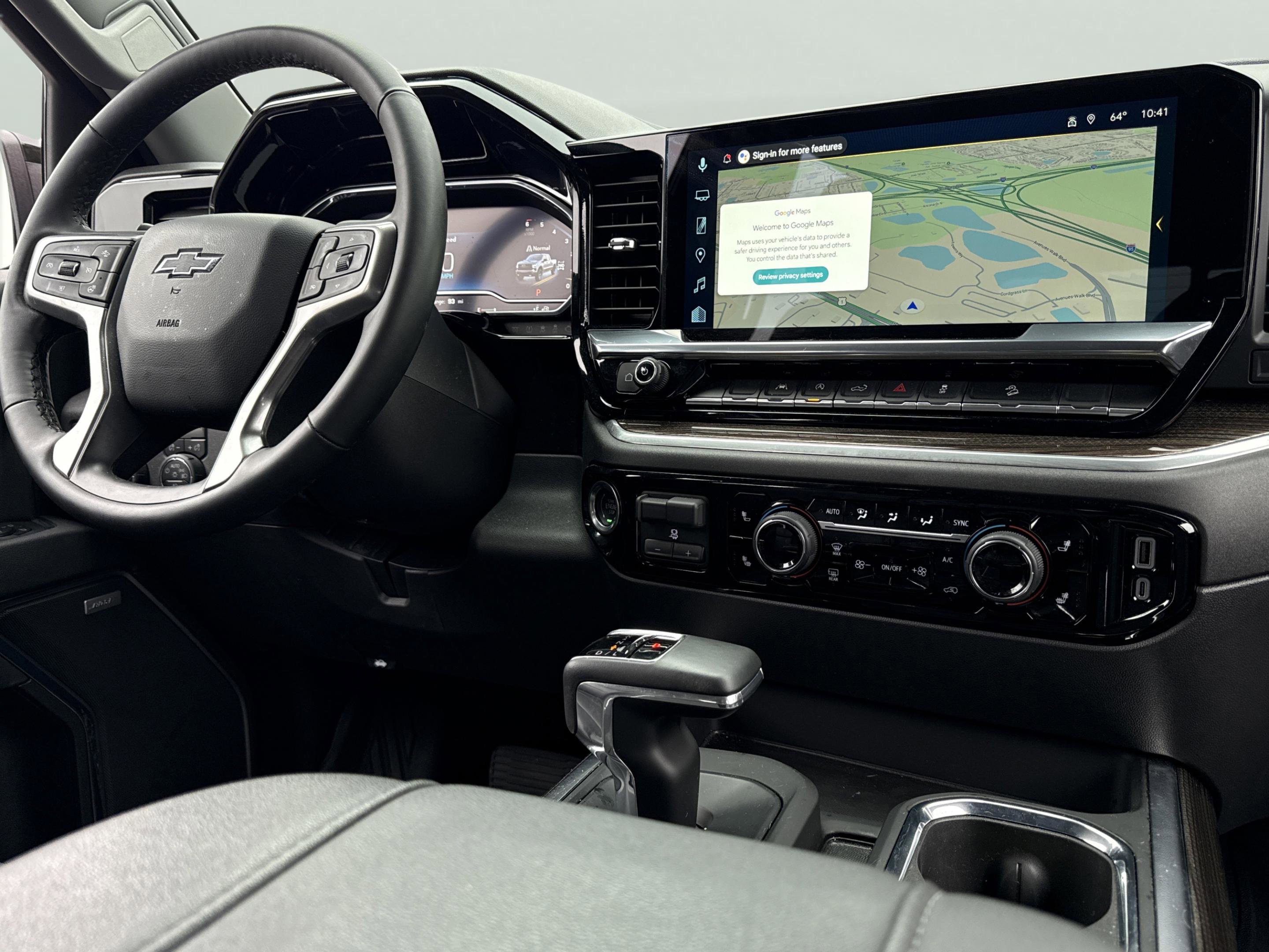 Used 2025 Chevrolet Silverado 1500 LT Trail Boss w/ Convenience Package II image 10