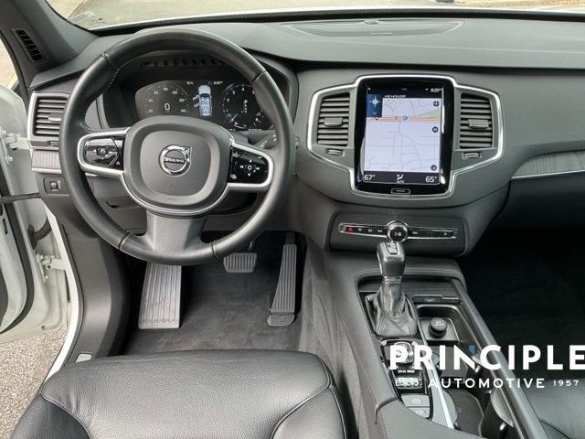 Used 2020 Volvo XC90 T5 Momentum w/ Protection Package Premier FWD image 14