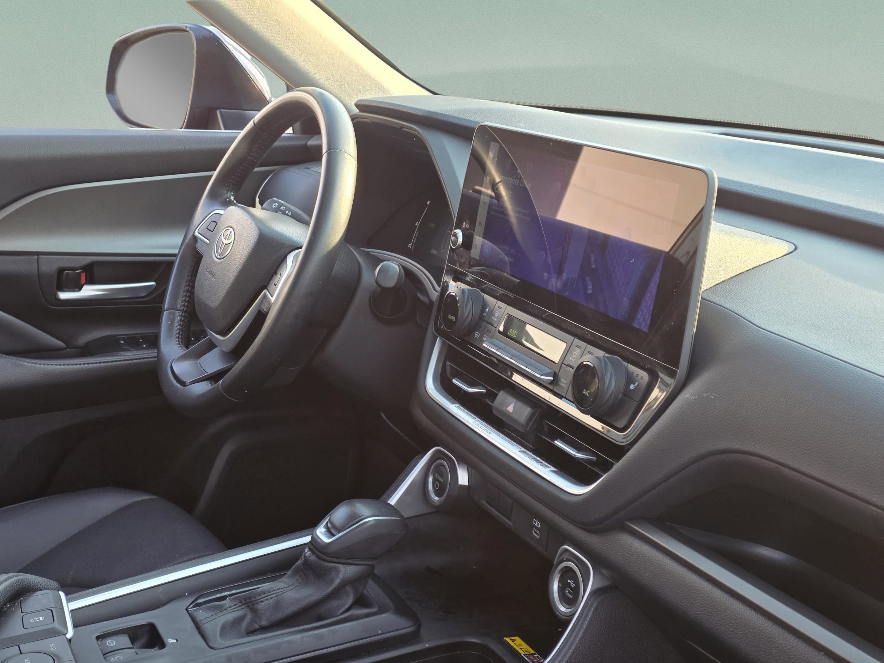 Used 2024 Toyota Grand Highlander XLE image 31