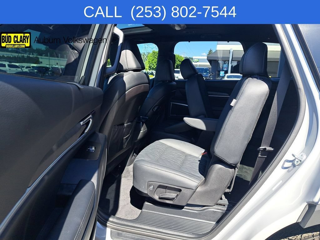 Used 2025 Kia Telluride AWD image 23