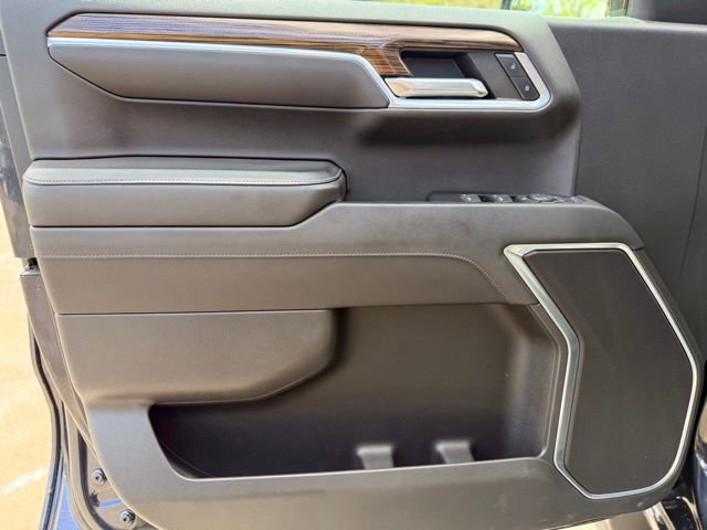 Used 2022 Chevrolet Silverado 1500 RST AWD/4WD image 16