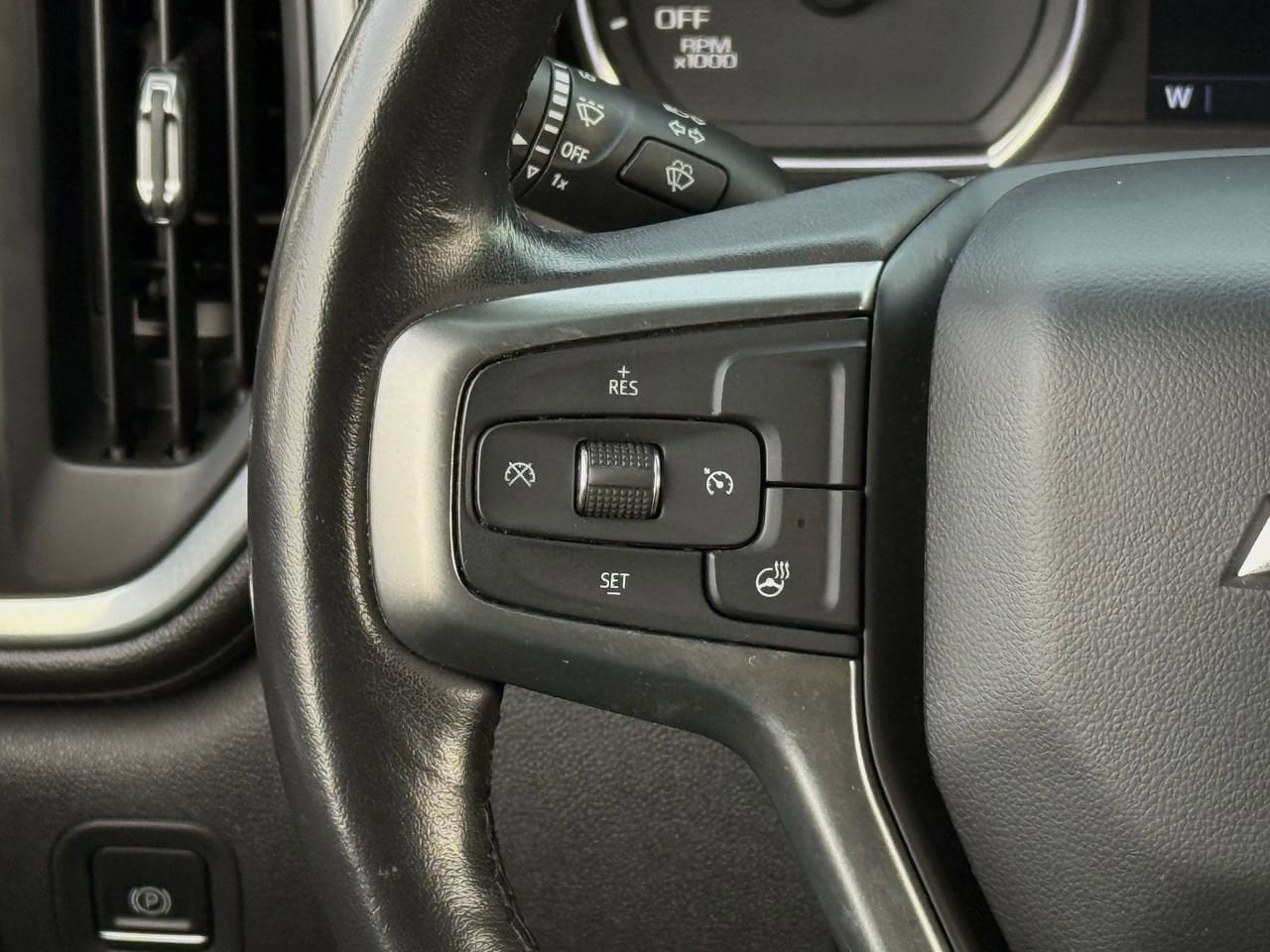 Used 2020 Chevrolet Silverado 1500 RST w/ All-Star Edition AWD/4WD image 13