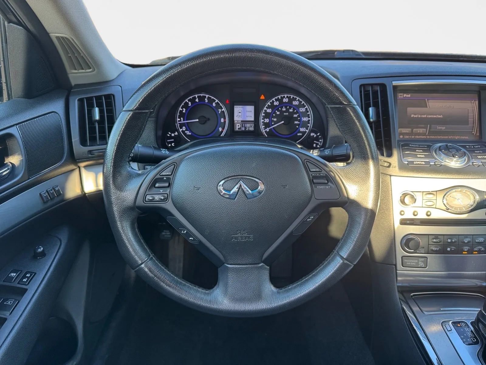 Used 2013 INFINITI G37 G37x Sedan 4D w/ Premium Pkg image 15