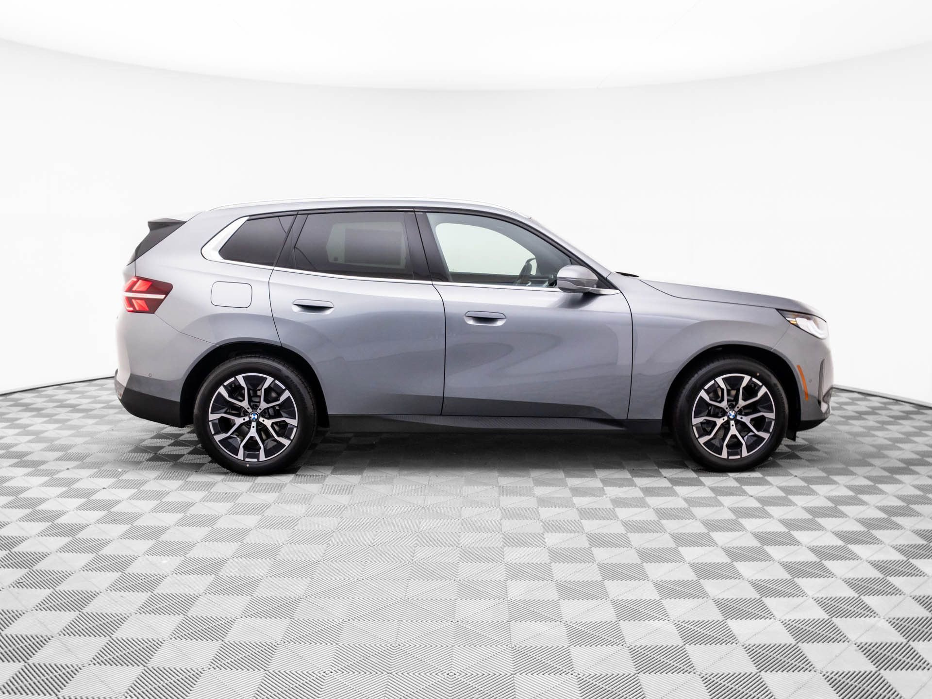 Certified 2026 BMW X3 xDrive30 AWD/4WD image 6