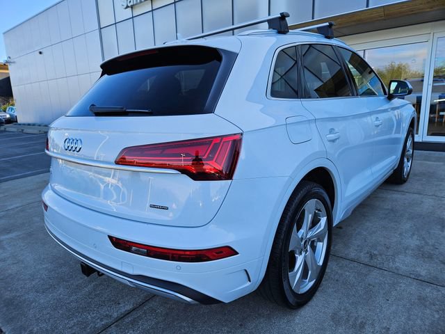 Used 2021 Audi Q5 2.0T Premium Plus w/ Premium Plus Package AWD/4WD image 5