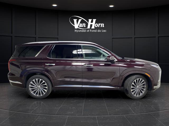 Used 2024 Hyundai Palisade Calligraphy image 2