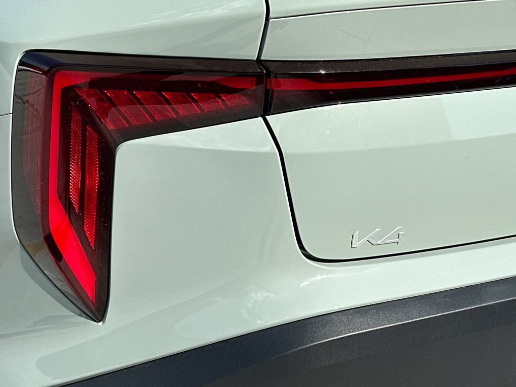 New 2026 Kia K4 FWD image 5