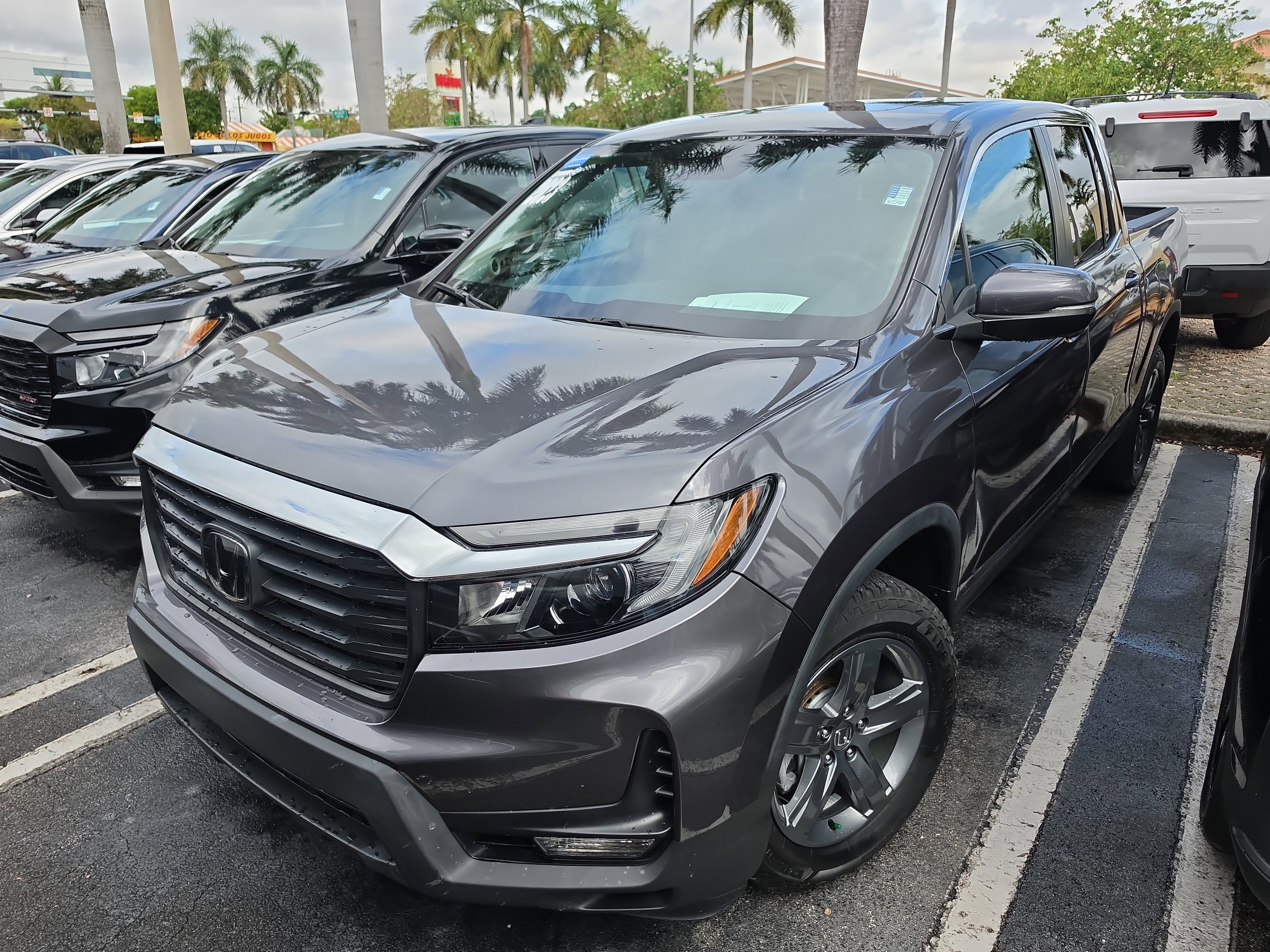 Certified 2023 Honda Ridgeline RTL image 2