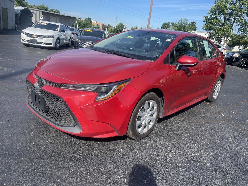 Used 2021 Toyota Corolla LE image 2