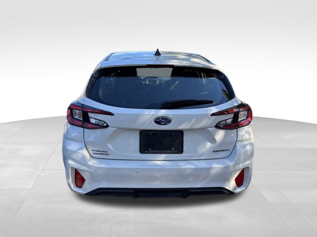 Used 2024 Subaru Impreza 2.0i AWD/4WD image 2