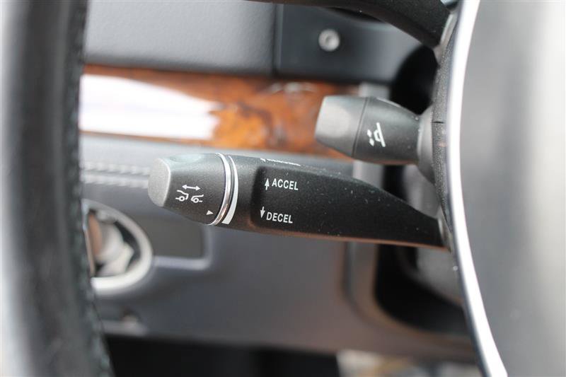 Used 2013 Mercedes-Benz SL 63 AMG image 22