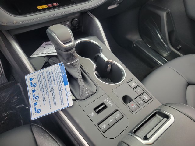 New 2026 Toyota Highlander XLE AWD/4WD image 13