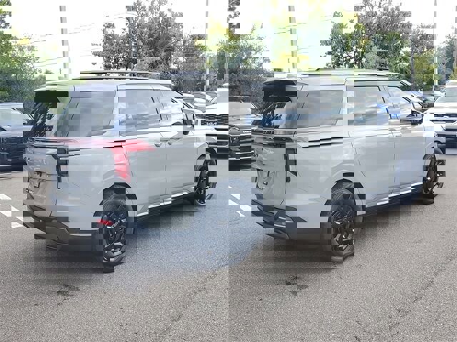 New 2026 Kia Carnival SX image 6