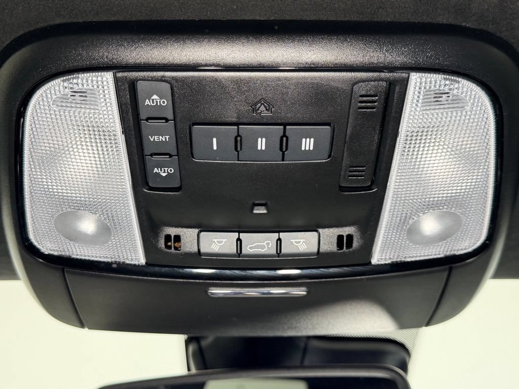 Used 2024 Dodge Durango R/T AWD/4WD image 15