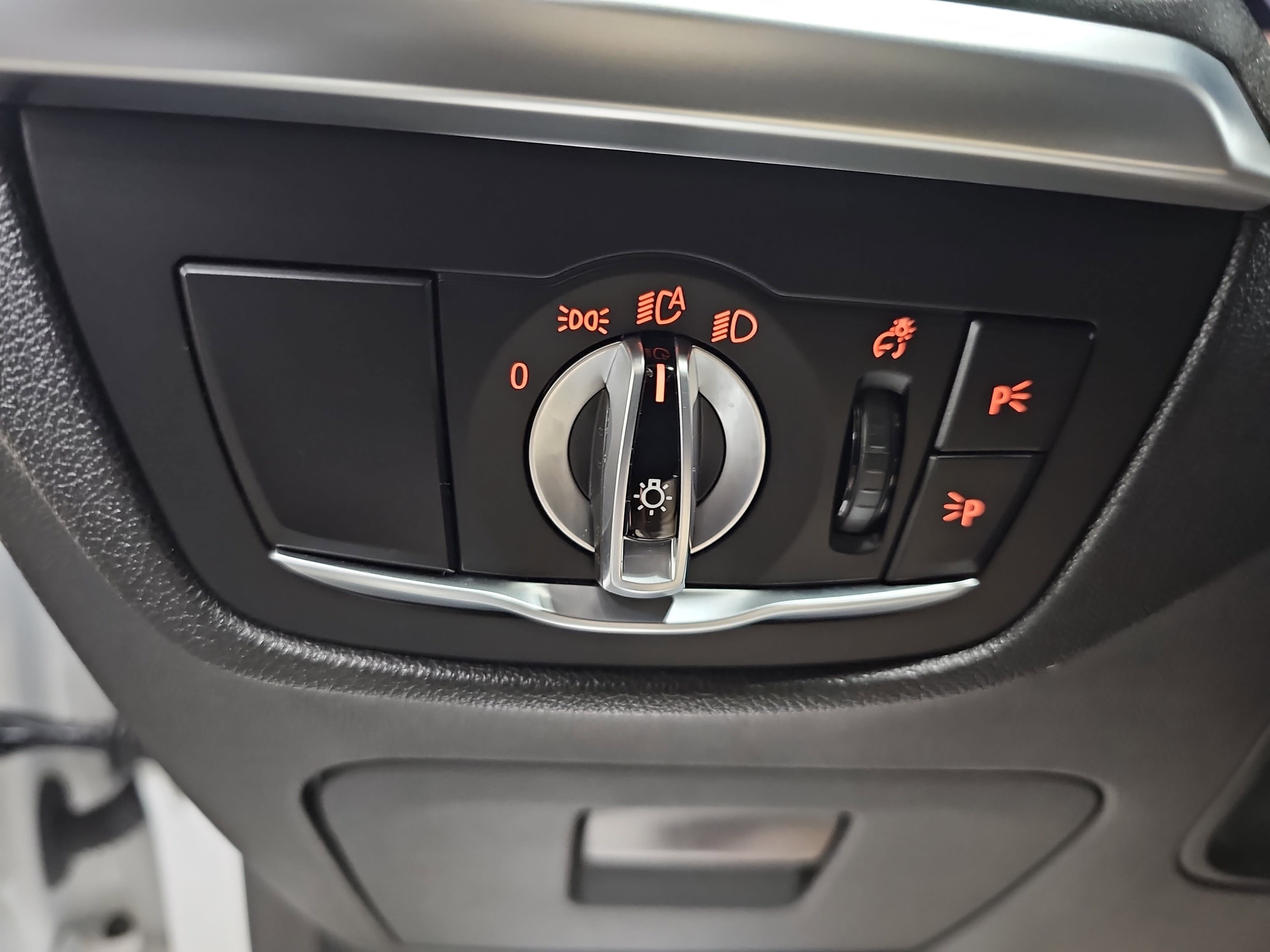 Used 2019 BMW X7 xDrive40i w/ Premium Package image 27