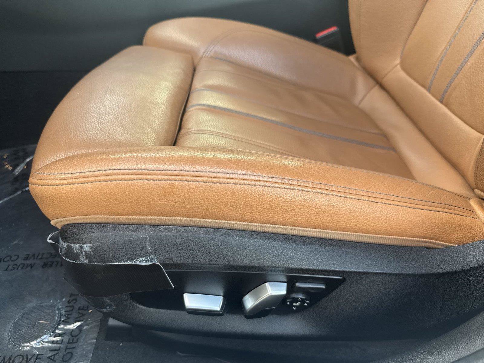 Used 2019 BMW 540i w/ Convenience Package RWD image 4
