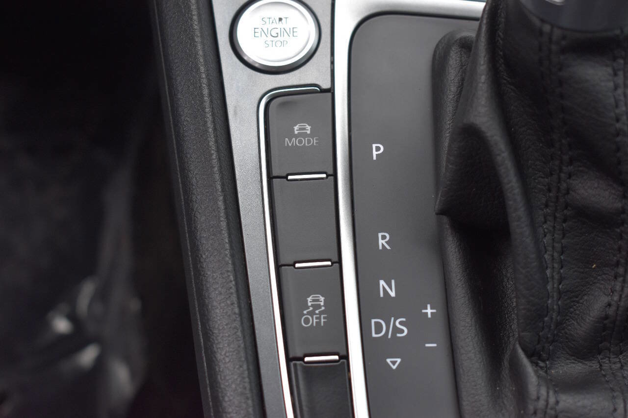 Used 2017 Volkswagen Golf Alltrack SE image 31