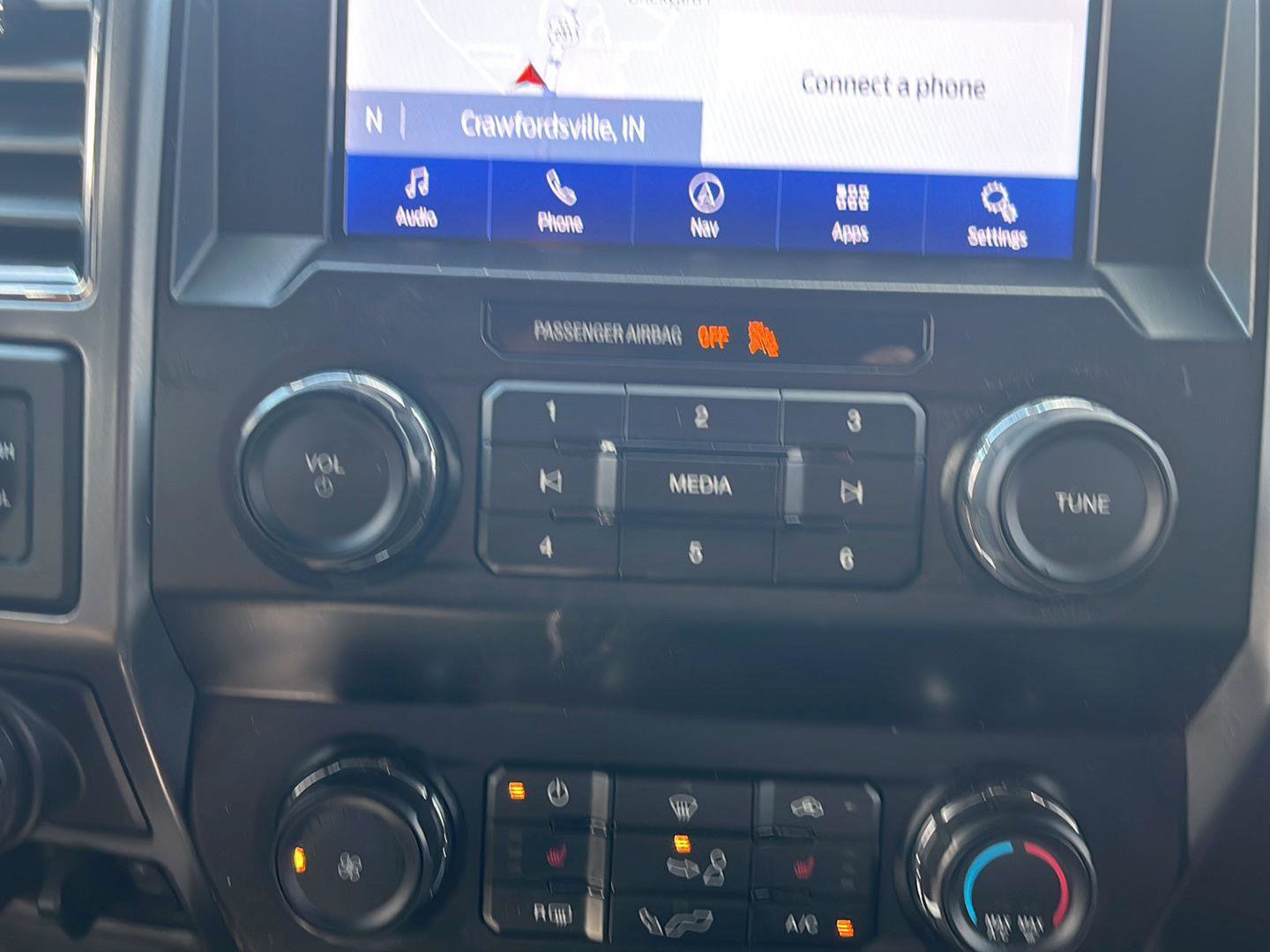 Used 2020 Ford F150 XLT w/ Equipment Group 302A Luxury AWD/4WD image 18