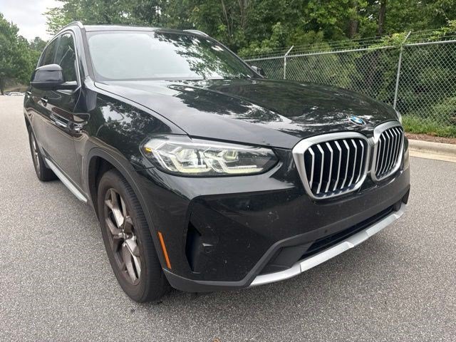 Used 2022 BMW X3 sDrive30i RWD image 3