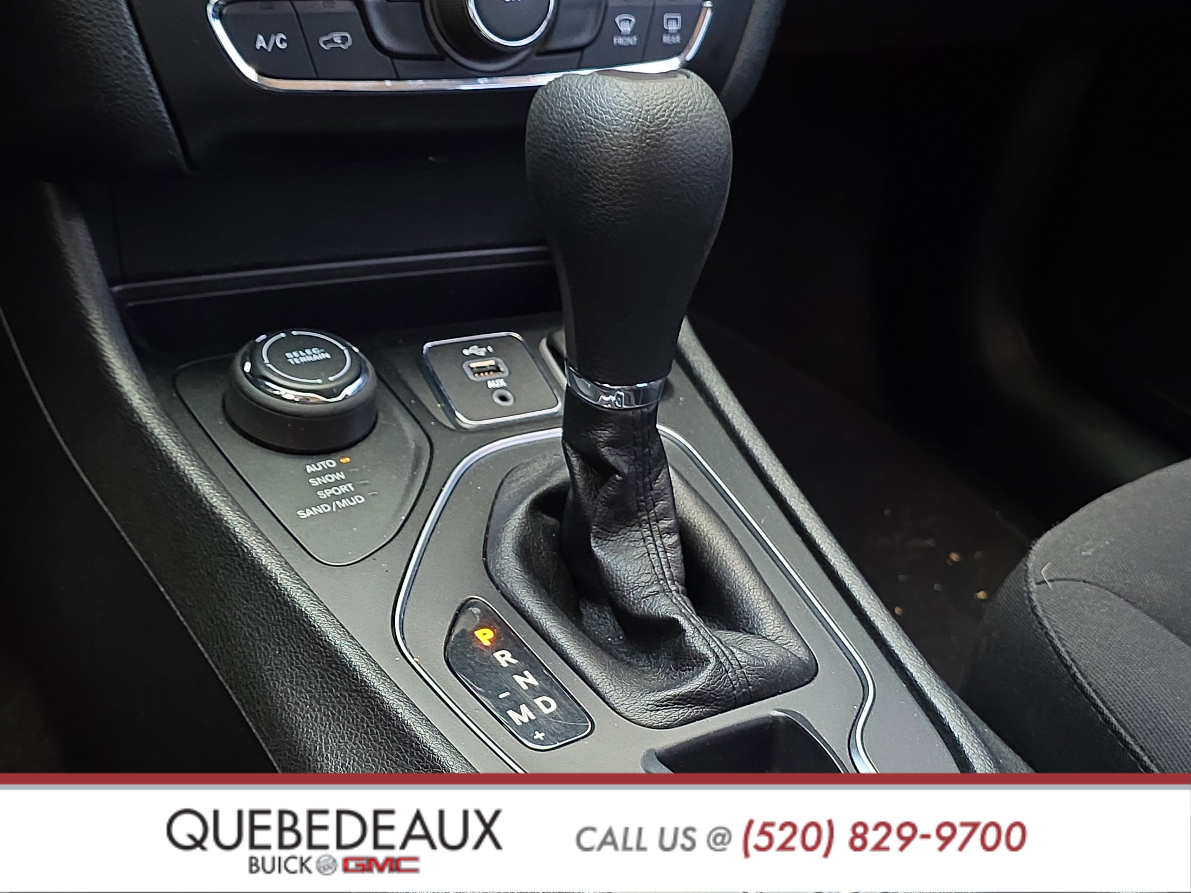 Used 2019 Jeep Cherokee Latitude w/ Popular Appearance Group image 20