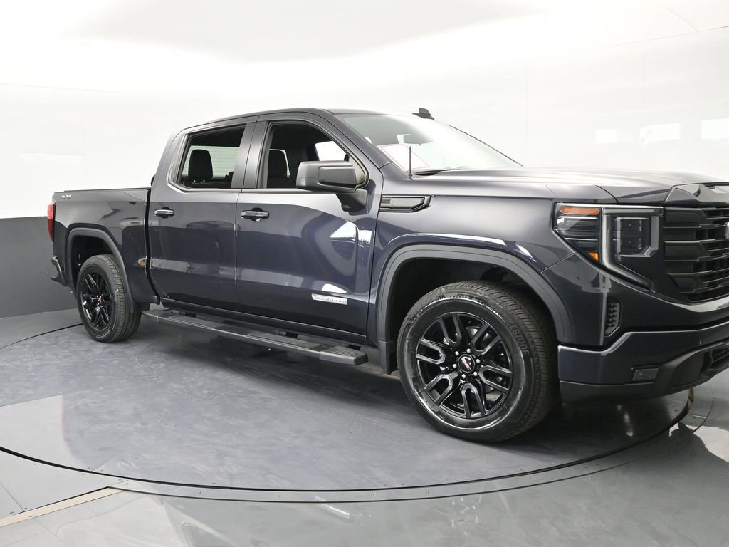 Used 2023 GMC Sierra 1500 Elevation w/ LPO, Elevation Black Package image 8