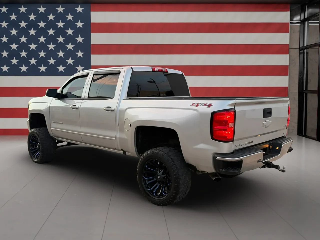 Used 2017 Chevrolet Silverado 1500 LT w/ All Star Edition AWD/4WD image 7