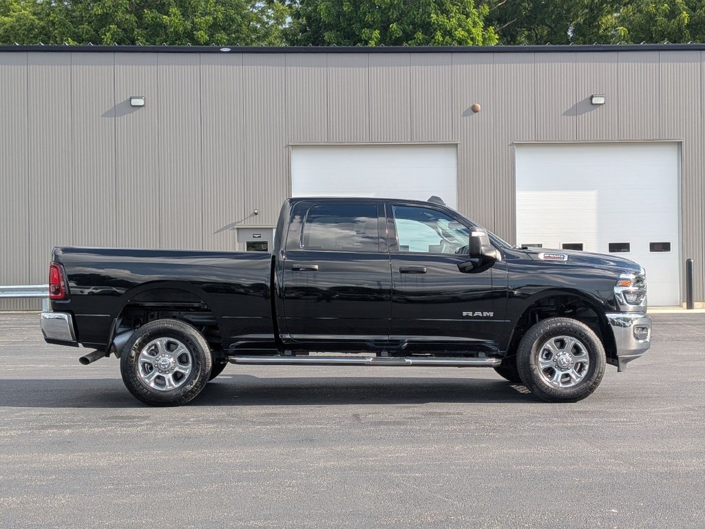 Used 2026 RAM 2500 Big Horn AWD/4WD image 8