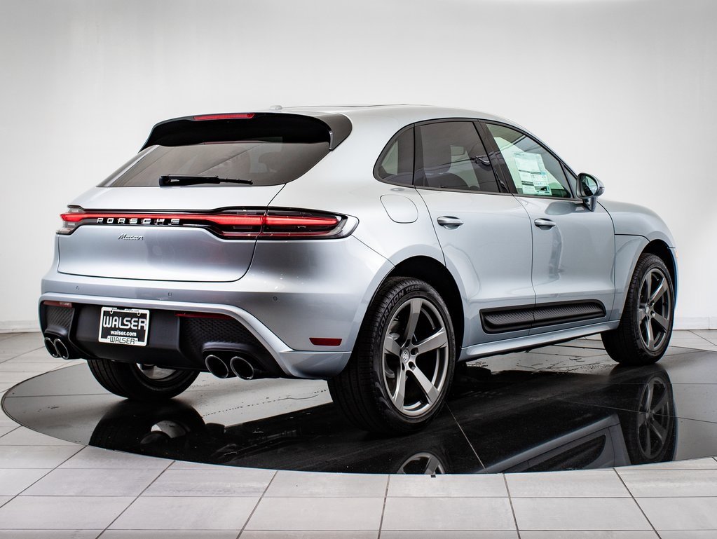 Used 2025 Porsche Macan image 8