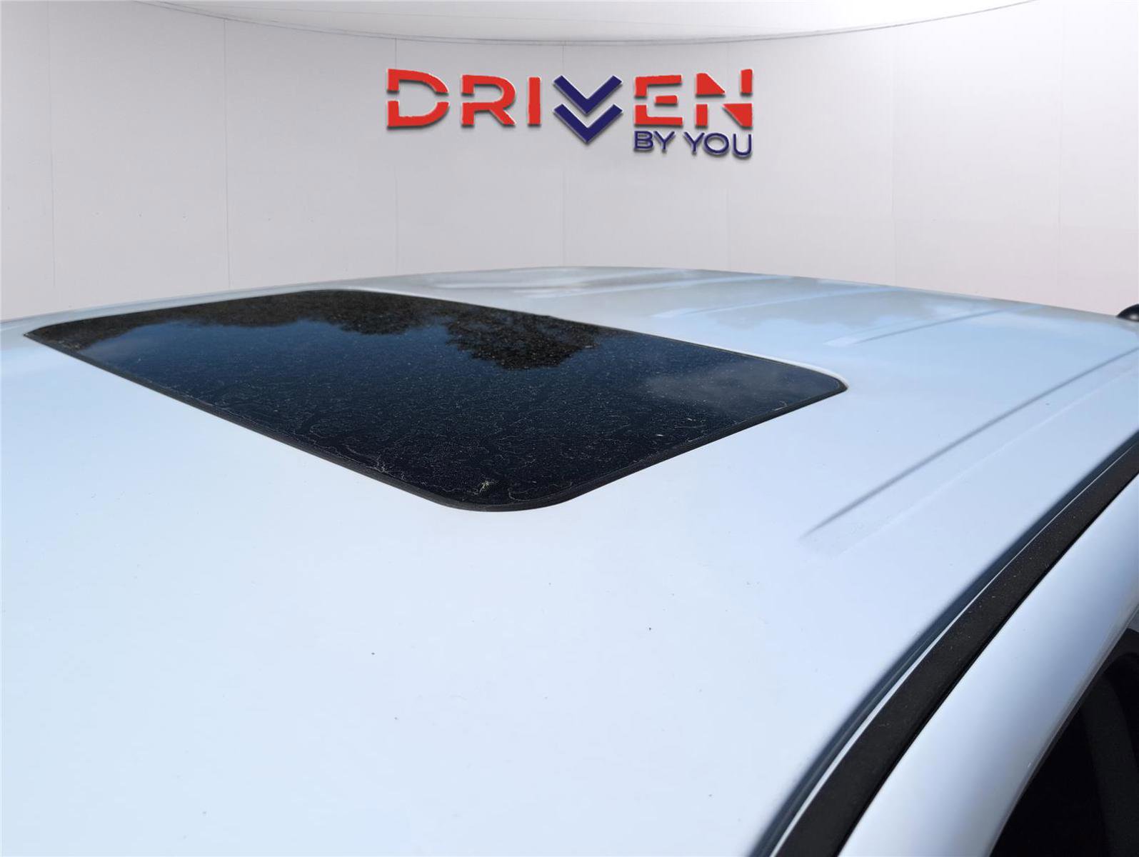 Used 2018 RAM 1500 SLT image 36