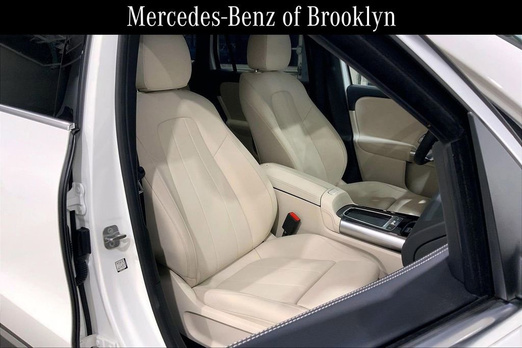 Certified 2025 Mercedes-Benz GLA 250 4MATIC image 8