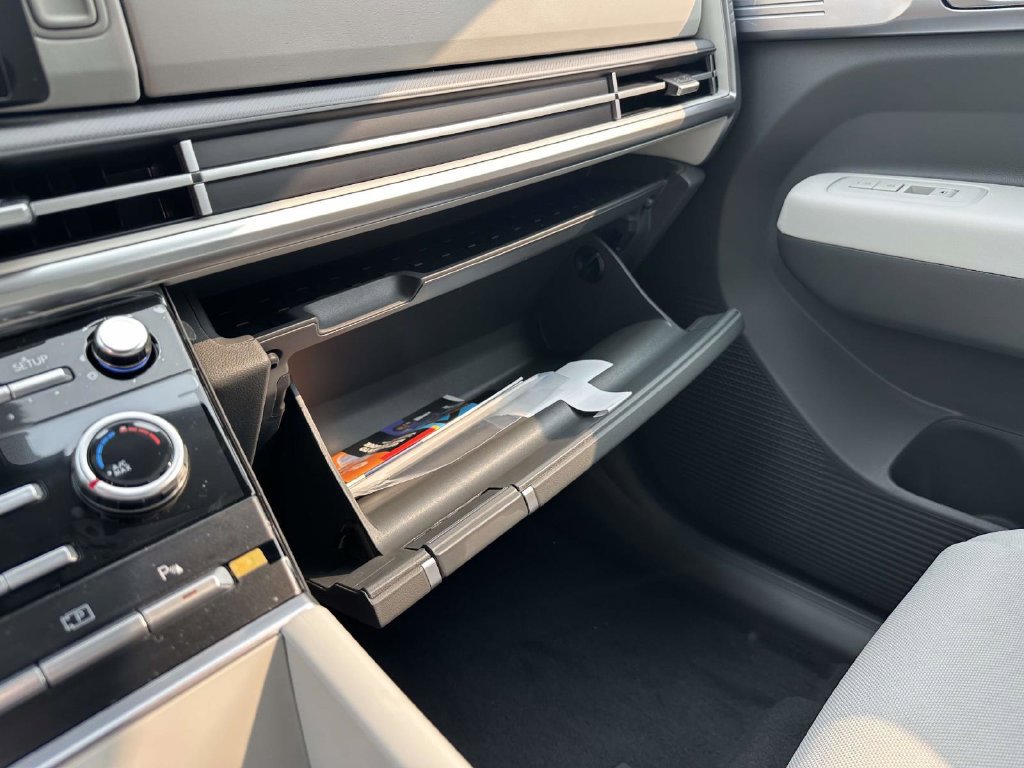 New 2026 Hyundai Santa Fe SE AWD/4WD image 19