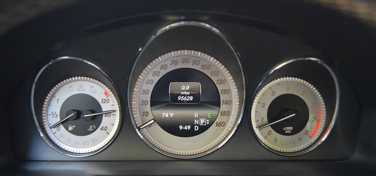 Used 2014 Mercedes-Benz GLK 350 4MATIC w/ Premium 1 Package image 20