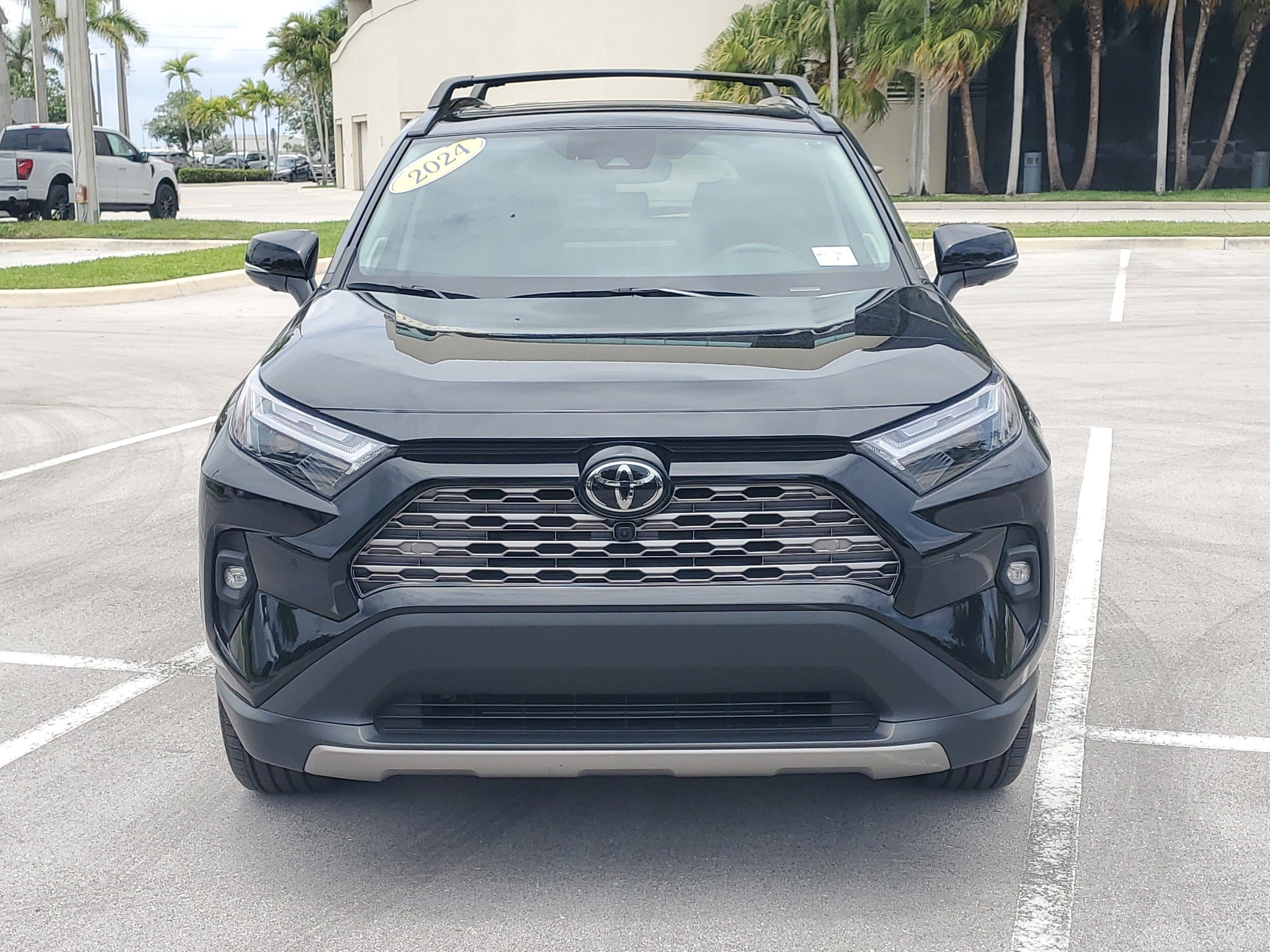 Used 2024 Toyota RAV4 Limited w/ Advanced Technology Package FWD image 8