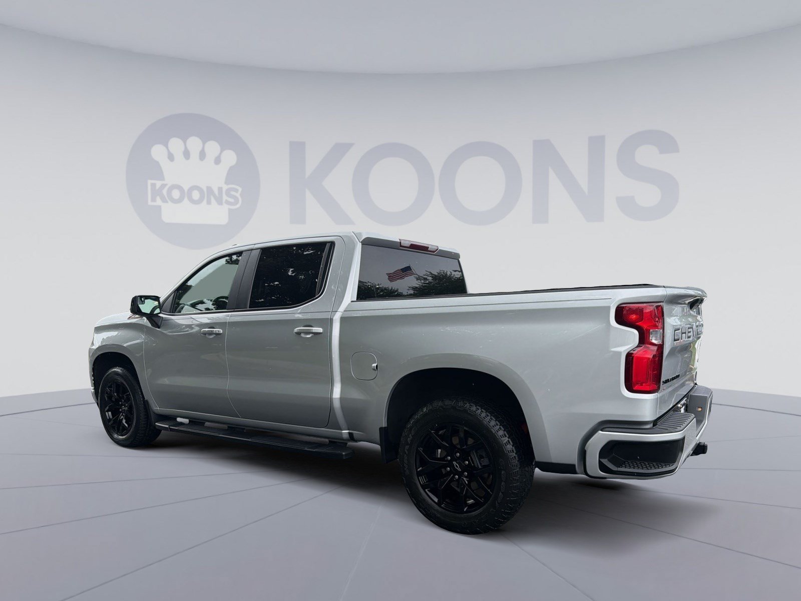 Certified 2022 Chevrolet Silverado 1500 RST w/ LPO, Blackout Package AWD/4WD image 4