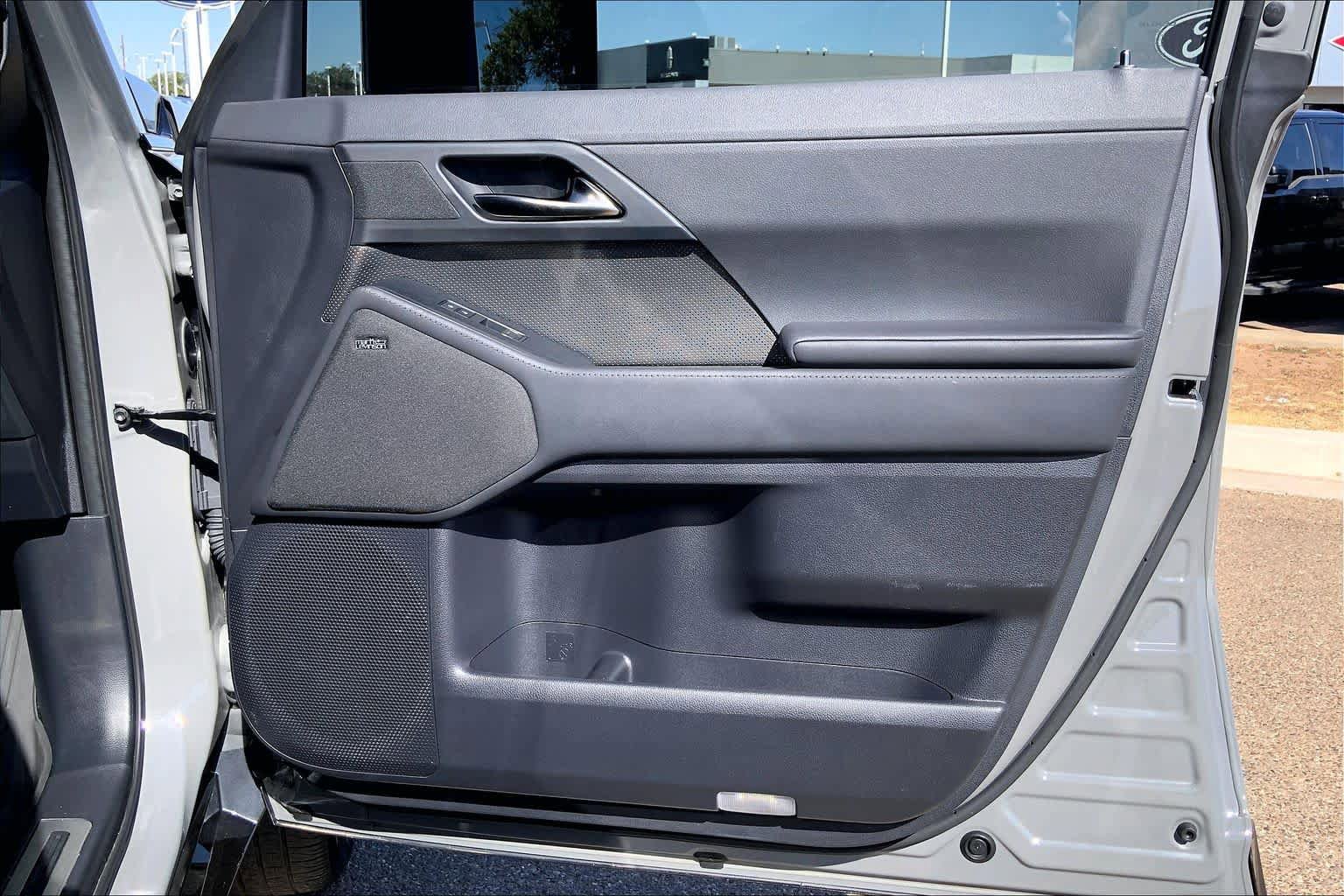 Used 2024 Lexus GX 550 AWD/4WD image 23