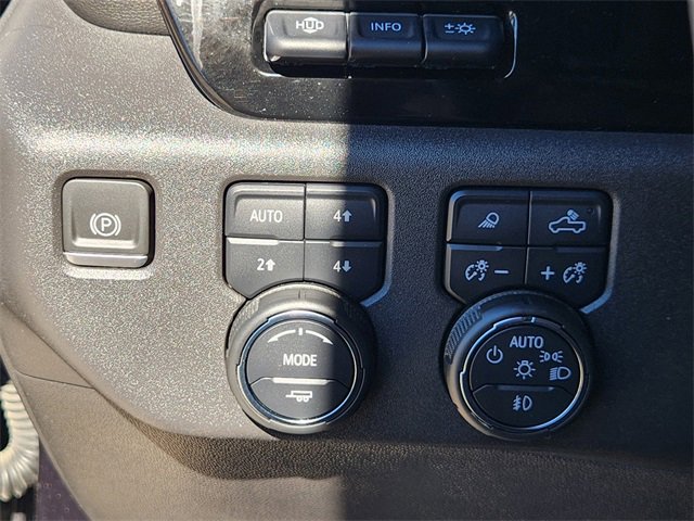 Used 2023 Chevrolet Silverado 1500 ZR2 w/ Technology Package image 21