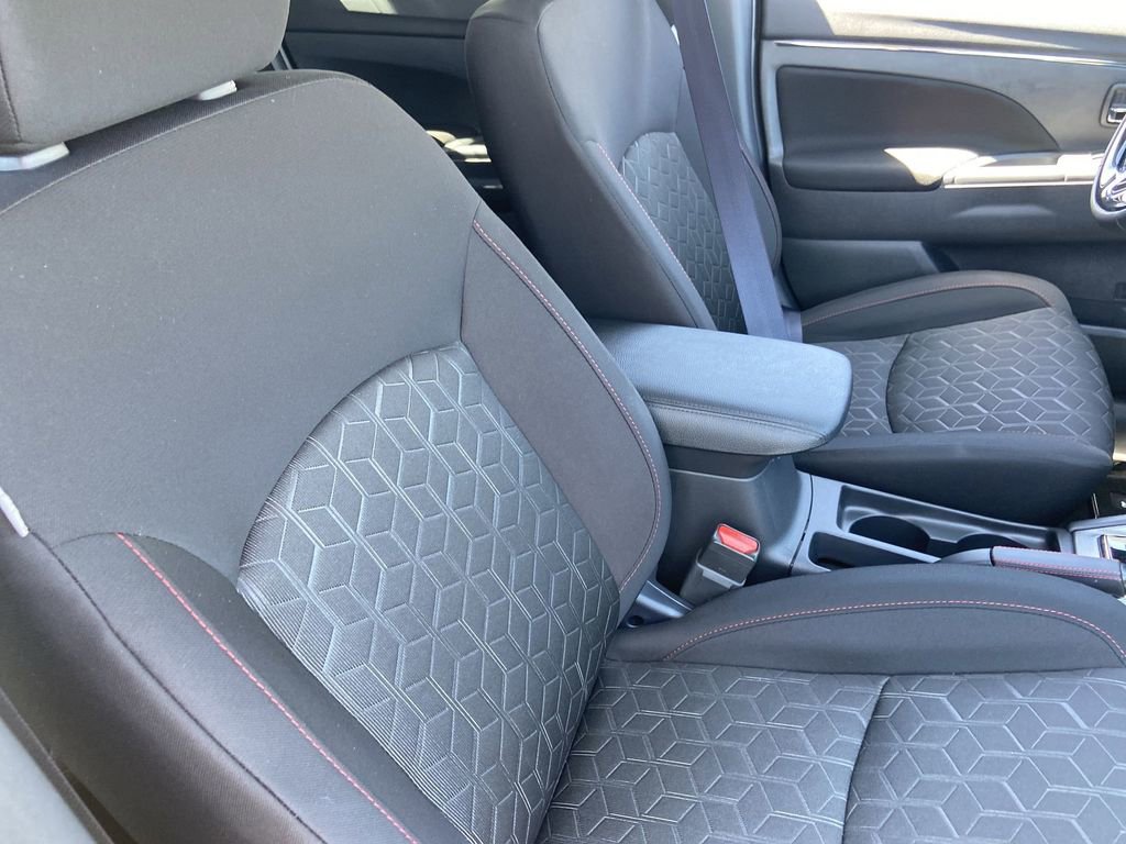 New 2026 Mitsubishi Outlander Sport LE AWD/4WD image 22