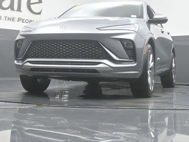 Used 2025 Buick Envista Avenir FWD image 56