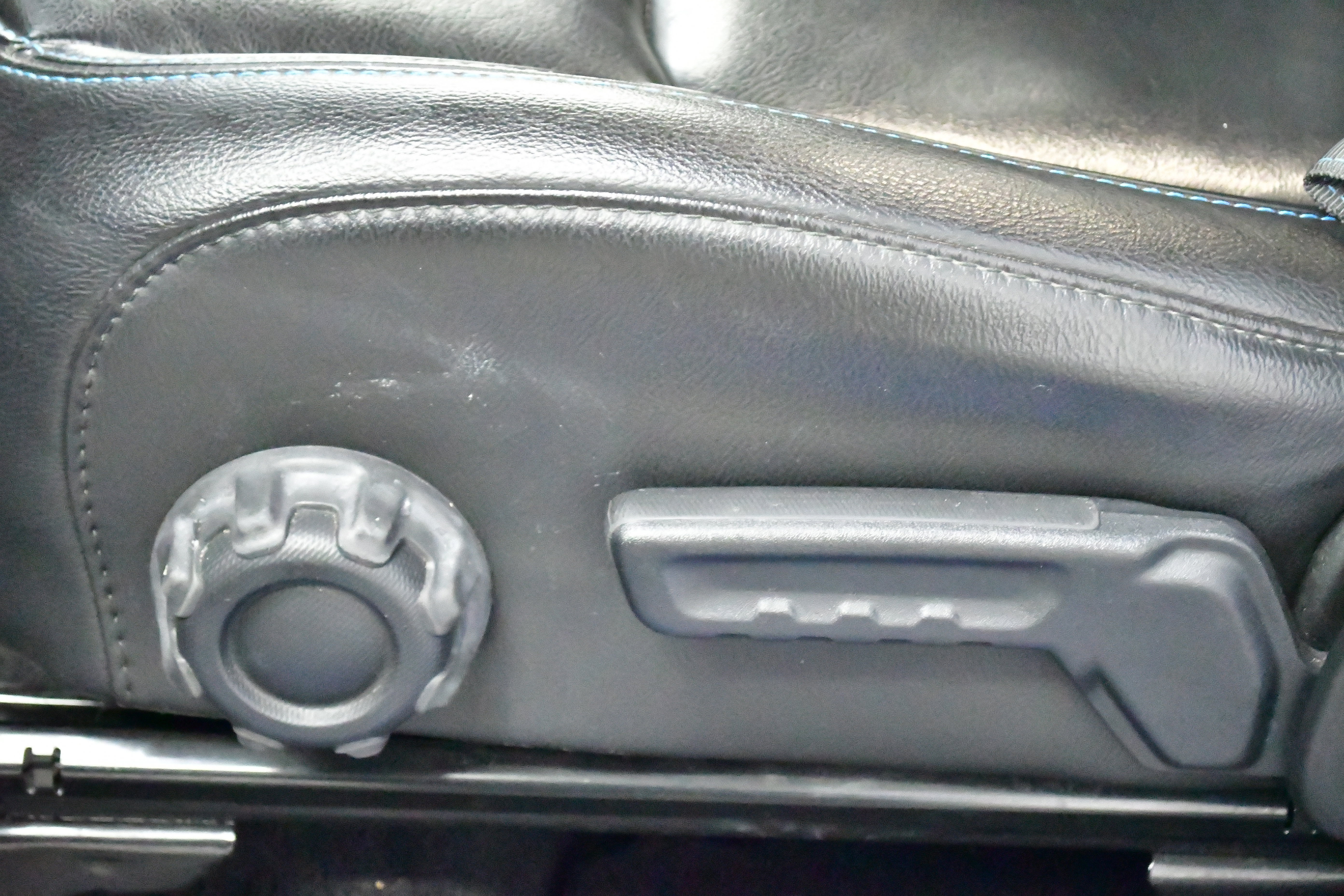 Used 2021 Jeep Wrangler Unlimited Rubicon 4xe w/ Cold Weather Group image 23