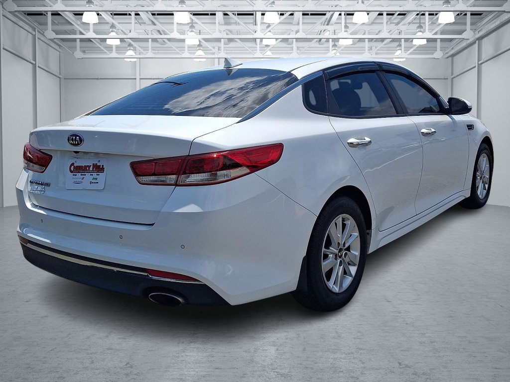 Used 2018 Kia Optima LX FWD image 9